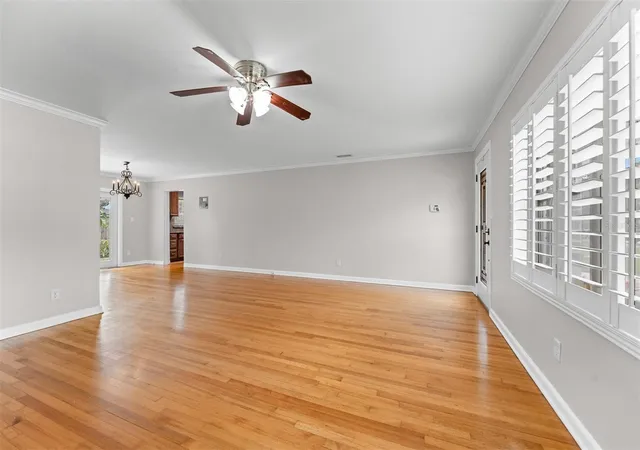 Photo 4 of Single family home for sale at 1316 Newcastle Dr, Orlando, FL 32806 | MLS# O6451908 | Listing updated on 2026-10-30