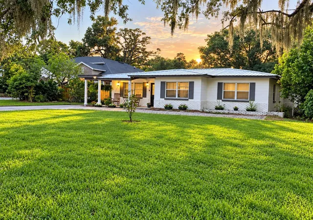 Single family home for sale at 224 Inverness Ave, TEMPLE TERRACE, FL 33617 | MLS# O6451912