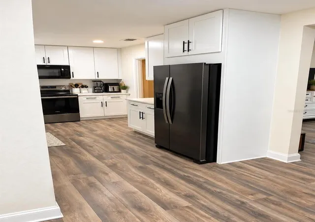 Photo 3 of Single family home for sale at 224 Inverness Ave, Temple Terrace, FL 33617 | MLS# O6451912 | Listing updated on 2026-10-23