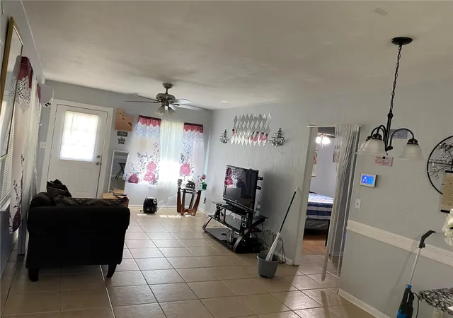 Photo 4 of Single family home for sale at 3393 Ave J NW, Winter Haven, FL 33881 | MLS# O6451914 | Listing updated on 2026-10-27