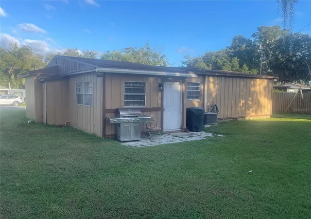 Photo 1 of Single family home for sale at 1835 E Valencia Dr, Bartow, FL 33830 | MLS# L4965967 | Listing updated on 2026-10-24
