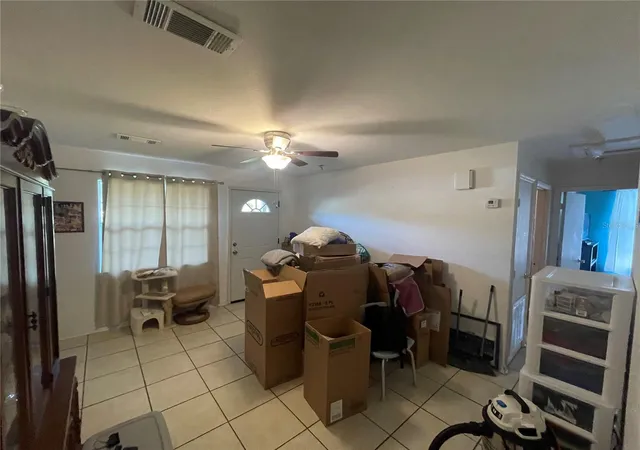 Photo 3 of Single family home for sale at 1835 E Valencia Dr, Bartow, FL 33830 | MLS# L4965967 | Listing updated on 2026-10-24