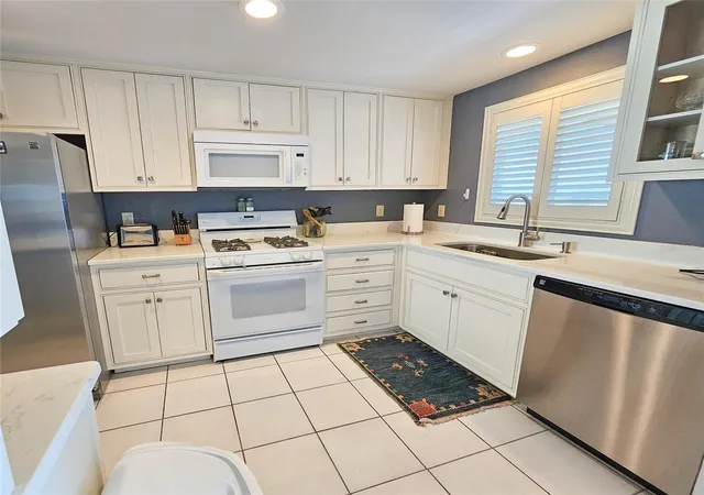 Photo 1 of Condo for sale at 5980 Shore Blvd S #1006, Gulfport, FL 33707 | MLS# TB8560573 | Listing updated on 2026-10-31