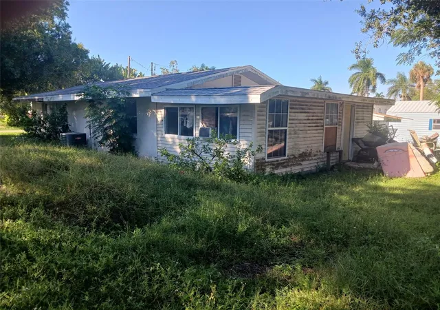 Photo 1 of Single family home for sale at 2216 Mark Ave, Punta Gorda, FL 33950 | MLS# C7532351 | Listing updated on 2026-10-23