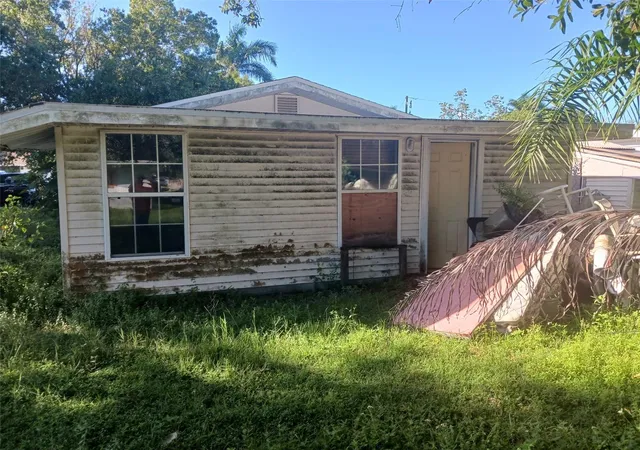 Photo 2 of Single family home for sale at 2216 Mark Ave, Punta Gorda, FL 33950 | MLS# C7532351 | Listing updated on 2026-10-23