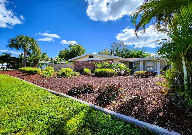 Single family home for sale at 4711 26th Avenue W, BRADENTON, FL 34209 | MLS# TB8560583