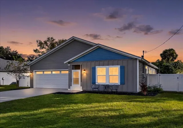 Photo 1 of Single family home for sale at 30 Ranwood Ln, Palm Coast, FL 32164 | MLS# FC322296 | Listing updated on 2026-10-23
