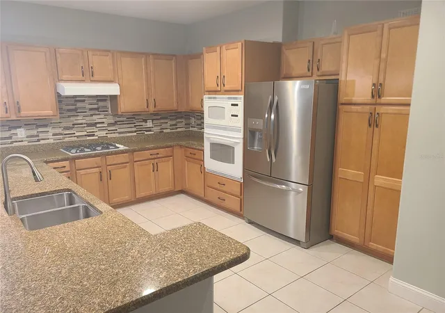 Photo 3 of Townhouse for sale at 6517 Sand Shore Ln, New Port Richey, FL 34652 | MLS# TB8560599 | Listing updated on 2026-10-23