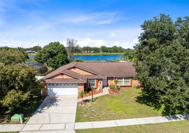 Photo 3 of Single family home for sale at 9445 Lake Douglas Pl, Orlando, FL 32817 | MLS# S5160013 | Listing updated on 2026-10-28
