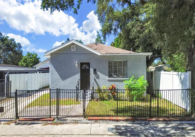 Photo 2 of Single family home for sale at 3414 N Avenida Republica De Cuba, Tampa, FL 33605 | MLS# TB8560602 | Listing updated on 2026-10-23