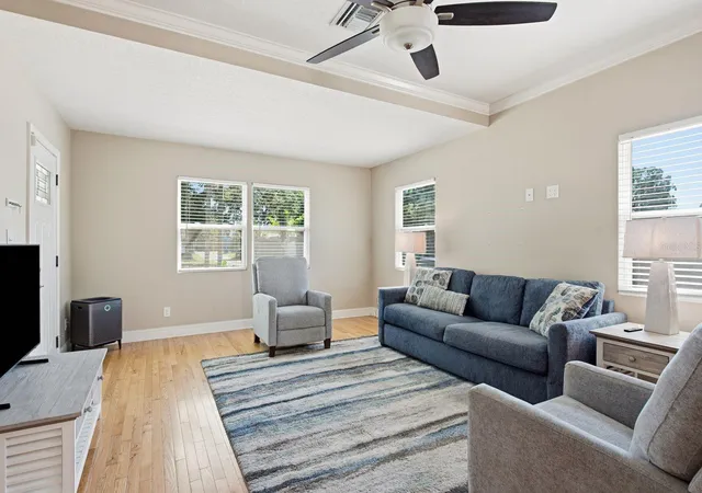 Photo 4 of Single family home for sale at 420 40th Street N, Saint Petersburg, FL 33713 | MLS# TB8560609 | Listing updated on 2026-10-23