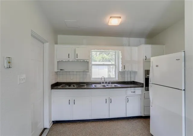 Photo 3 of House for sale at 6410 Calypso Dr, Orlando, FL 32809 | MLS# O6451935 | Listing updated on 2026-10-29