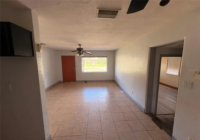 Photo 4 of Sale Pending at 7130 Lakner Way, Orlando, FL 32822 | MLS# O6451938 | Listing updated on 2026-10-27