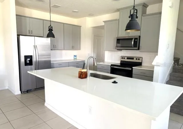 Photo 3 of Townhouse for sale at 4371 Creek Cvs Ln, Kissimmee, FL 34744 | MLS# O6451941 | Listing updated on 2026-10-23
