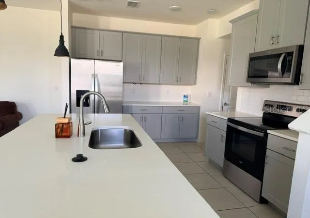 Photo 4 of Townhouse for sale at 4371 Creek Cvs Ln, Kissimmee, FL 34744 | MLS# O6451941 | Listing updated on 2026-10-23