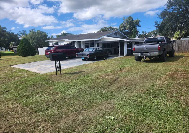 Photo 2 of Single family home for sale at 36707 Eden St, Zephyrhills, FL 33541 | MLS# TB8560624 | Listing updated on 2026-10-28