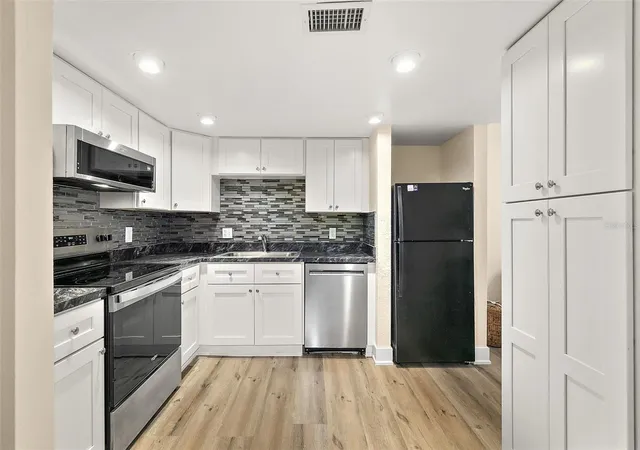Photo 3 of Condo for sale at 5500 Ocean Shore Blvd #UT88, Ormond Beach, FL 32176 | MLS# V4951950 | Listing updated on 2026-10-23