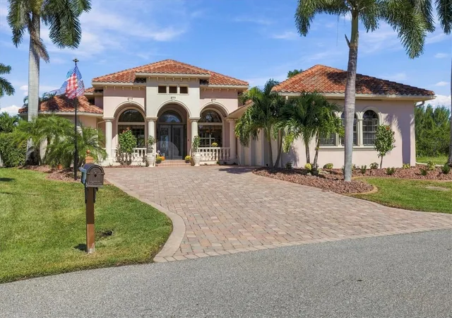 Photo 3 of Single family home for sale at 15728 Aldama Cir, Port Charlotte, FL 33981 | MLS# D6149309 | Listing updated on 2026-10-23