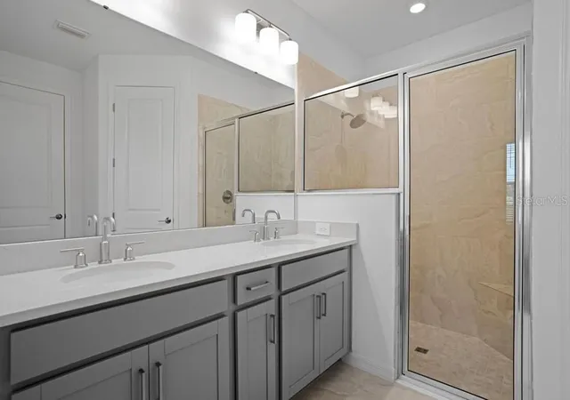 Photo 3 of Single family home for sale at 743 Steel Dr, Apollo Beach, FL 33572 | MLS# TB8560648 | Listing updated on 2026-10-23