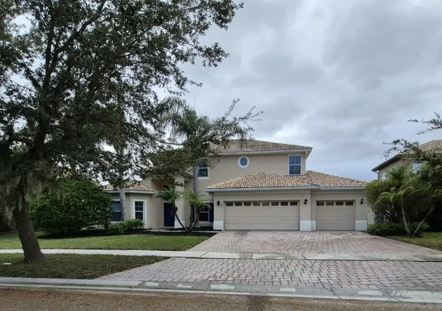 Photo 1 of Single family home for sale at 3575 Somerset Cir, Kissimmee, FL 34746 | MLS# TB8560652 | Listing updated on 2026-10-28