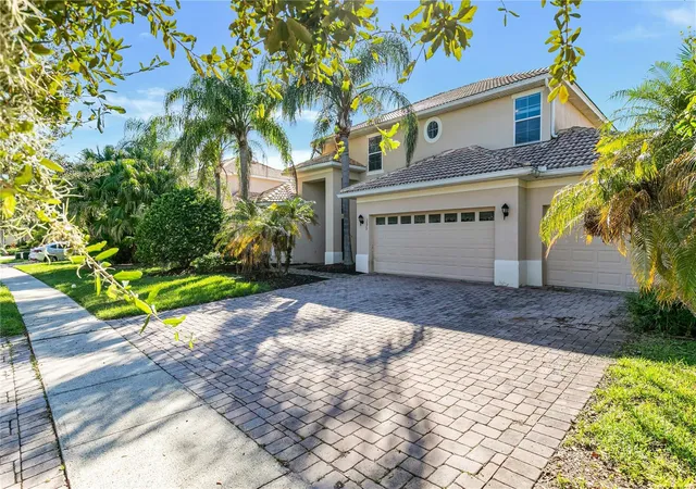Photo 3 of Single family home for sale at 3575 Somerset Cir, Kissimmee, FL 34746 | MLS# TB8560652 | Listing updated on 2026-10-23