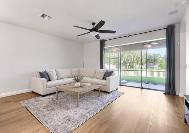 Photo 4 of Single family home for sale at 17735 Bright Wheat Dr, Lithia, FL 33547 | MLS# TB8560655 | Listing updated on 2026-10-23