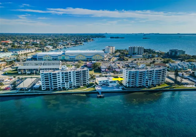 Photo 3 of Condo for sale at 200 Woodette Dr #401A, Dunedin, FL 34698 | MLS# TB8560660 | Listing updated on 2026-10-25