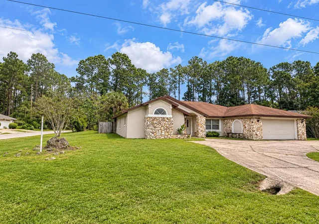 Single family home for sale at 1 Windsor Pl, PALM COAST, FL 32164 | MLS# FC322302