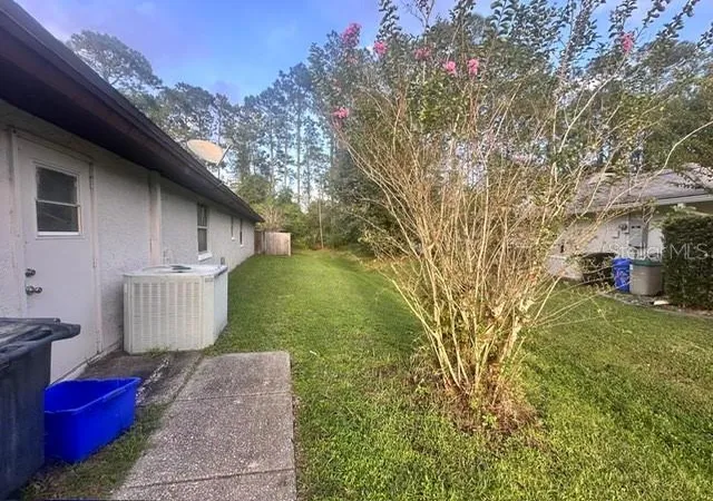 Photo 3 of Single family home for sale at 1 Windsor Pl, Palm Coast, FL 32164 | MLS# FC322302 | Listing updated on 2026-10-22