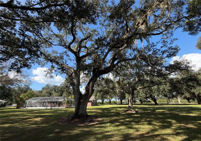 Photo 4 of Single family home for sale at 3529 SE County Rd 760, Arcadia, FL 34266 | MLS# C7532359 | Listing updated on 2026-10-29