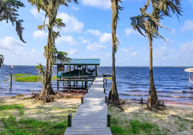 Single family home for sale at 10350 Lake Louisa Rd, CLERMONT, FL 34711 | MLS# G5119384