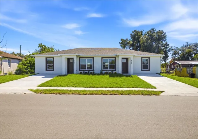 Photo 2 of House for sale at 425 Pearl St, Haines City, FL 33844 | MLS# O6451995 | Listing updated on 2026-10-27
