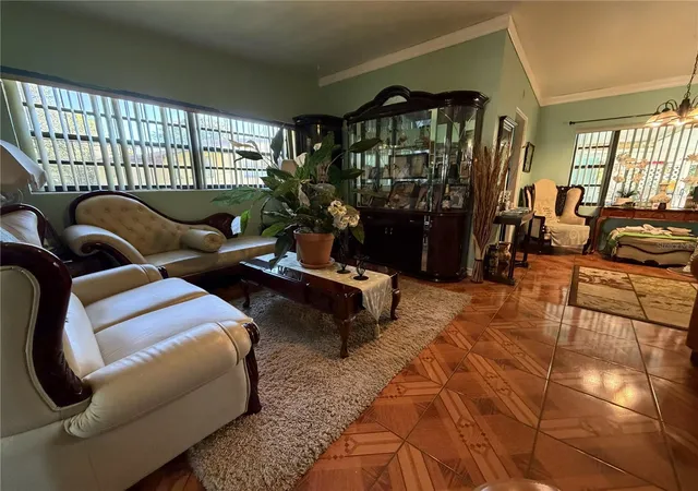 Photo 3 of Single family home for sale at 5117 W Washington St, Orlando, FL 32811 | MLS# O6451999 | Listing updated on 2026-10-24