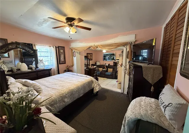 Photo 4 of Single family home for sale at 5117 W Washington St, Orlando, FL 32811 | MLS# O6451999 | Listing updated on 2026-10-24