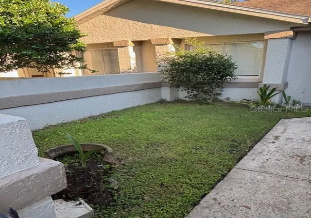 Photo 4 of Townhouse for sale at 13151 Laver Ln, Orlando, FL 32824 | MLS# S5160027 | Listing updated on 2026-10-23