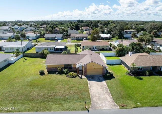 Single family home for sale at 116 Sand Dunes Dr, ORMOND BEACH, FL 32176 | MLS# FC322305