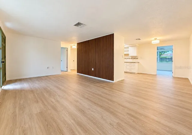 Photo 3 of Single family home for sale at 10032 Kingswood Ln, Port Richey, FL 34668 | MLS# W7890558 | Listing updated on 2026-10-23
