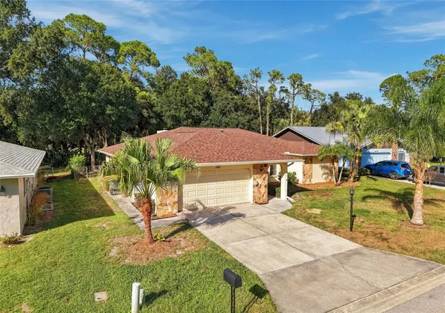 Single family home for sale at 5561 Briar Crk Way, SARASOTA, FL 34235 | MLS# A4710525