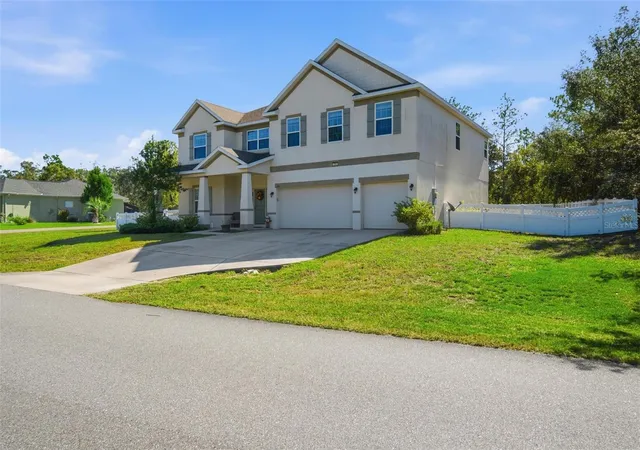 Photo 2 of Single family home for sale at 216 Linder Dr, Homosassa, FL 34446 | MLS# OM734518 | Listing updated on 2026-10-24