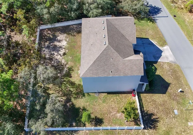 Photo 3 of Single family home for sale at 216 Linder Dr, Homosassa, FL 34446 | MLS# OM734518 | Listing updated on 2026-10-24
