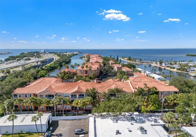 Photo 4 of Condo for sale at 5000 Culbreath Key Way #1-319, Tampa, FL 33611 | MLS# TB8560685 | Listing updated on 2026-10-23