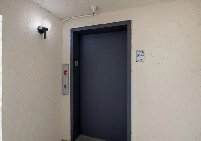Photo 3 of Condo for sale at 625 30th Avenue W #G204, Bradenton, FL 34205 | MLS# A4710529 | Listing updated on 2026-10-29