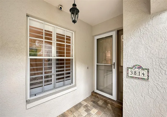 Photo 2 of House for sale at 3814 Oakley Greene #27, Sarasota, FL 34235 | MLS# A4710531 | Listing updated on 2026-10-28