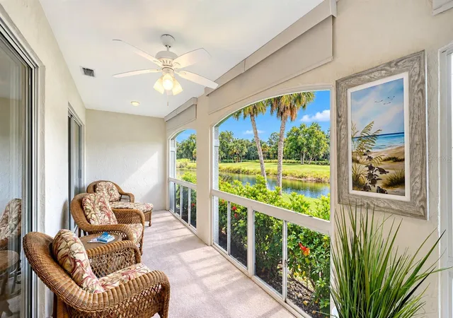 Photo 4 of House for sale at 3814 Oakley Greene #27, Sarasota, FL 34235 | MLS# A4710531 | Listing updated on 2026-10-28
