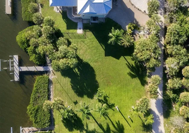 Photo 2 of Land for sale at 59 Bayshore Cir, Placida, FL 33946 | MLS# D6149316 | Listing updated on 2026-10-28