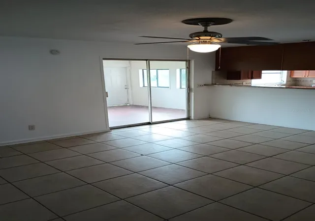 Photo 3 of Single family home for sale at 1320 Pleasant Pl, Lakeland, FL 33801 | MLS# L4965987 | Listing updated on 2026-10-27