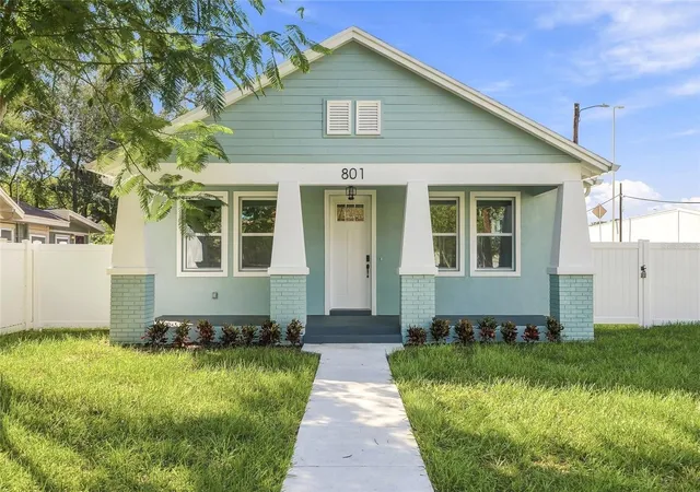 Photo 1 of Single family home for sale at 801 E Giddens Ave, Tampa, FL 33603 | MLS# TB8560709 | Listing updated on 2026-10-30