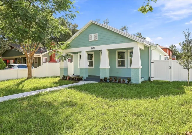 Photo 1 of Single family home for sale at 801 E Giddens Ave, Tampa, FL 33603 | MLS# TB8560709 | Listing updated on 2026-10-30