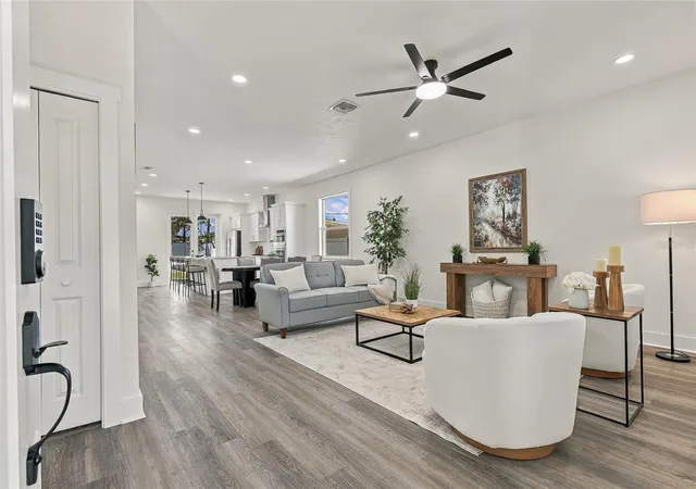 Photo 2 of Single family home for sale at 801 E Giddens Ave, Tampa, FL 33603 | MLS# TB8560709 | Listing updated on 2026-10-30