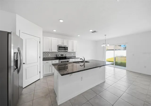 Photo 4 of Single family home for sale at 3313 Wolf Run Rd, Mount Dora, FL 32757 | MLS# O6452040 | Listing updated on 2026-10-23